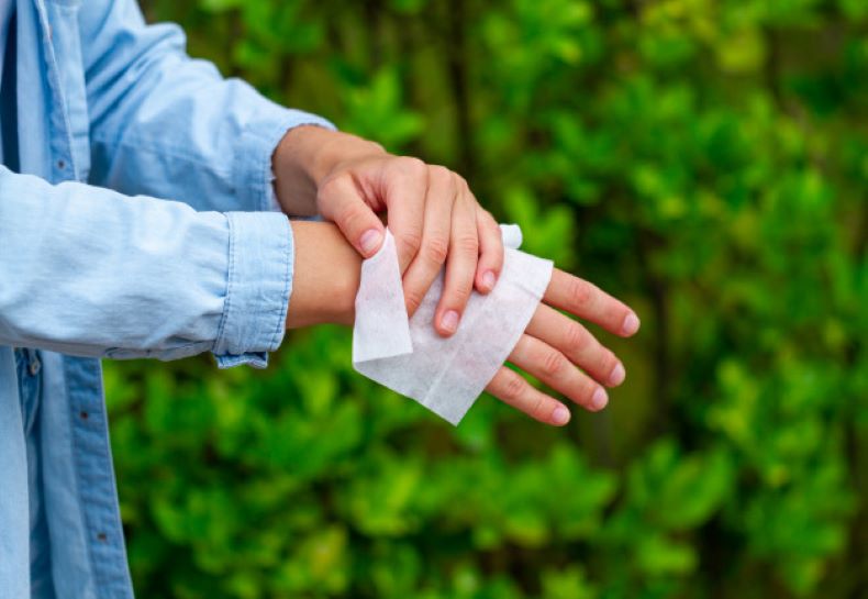 medical sanitizing wipes