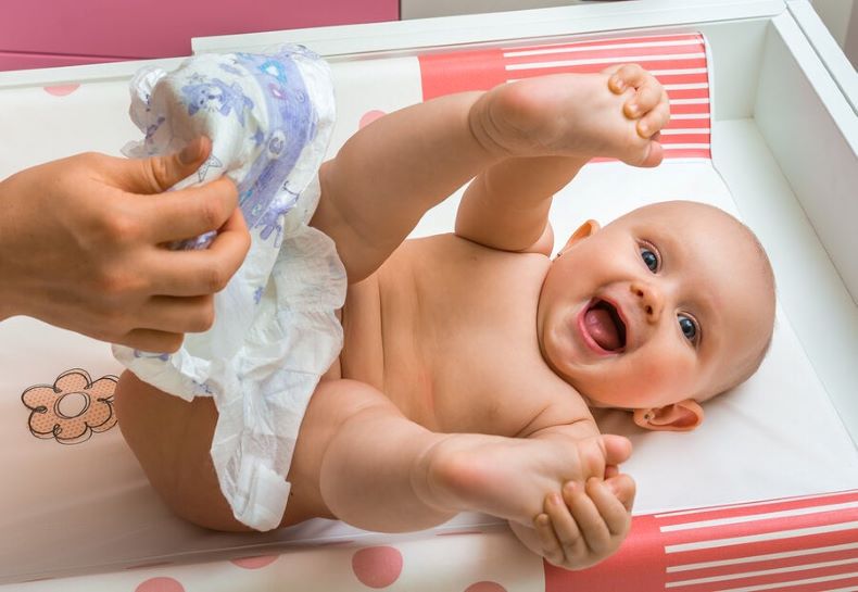 newborn baby nappies